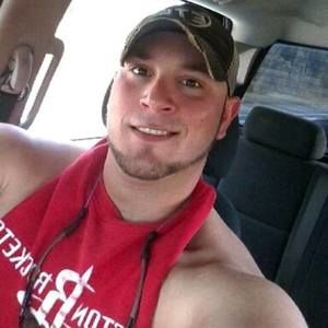 Meet your Posher, Troy